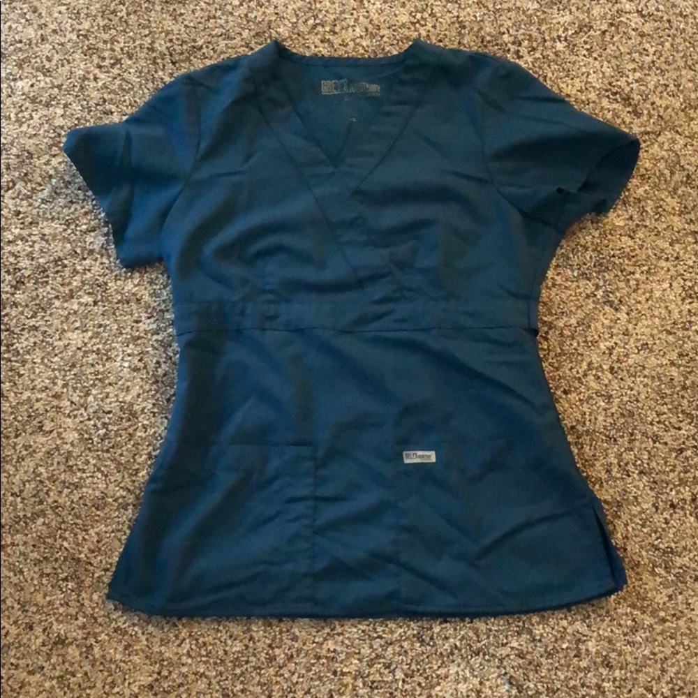 Used Grey’s anatomy scrub top.